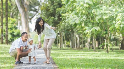 the young family of singapore